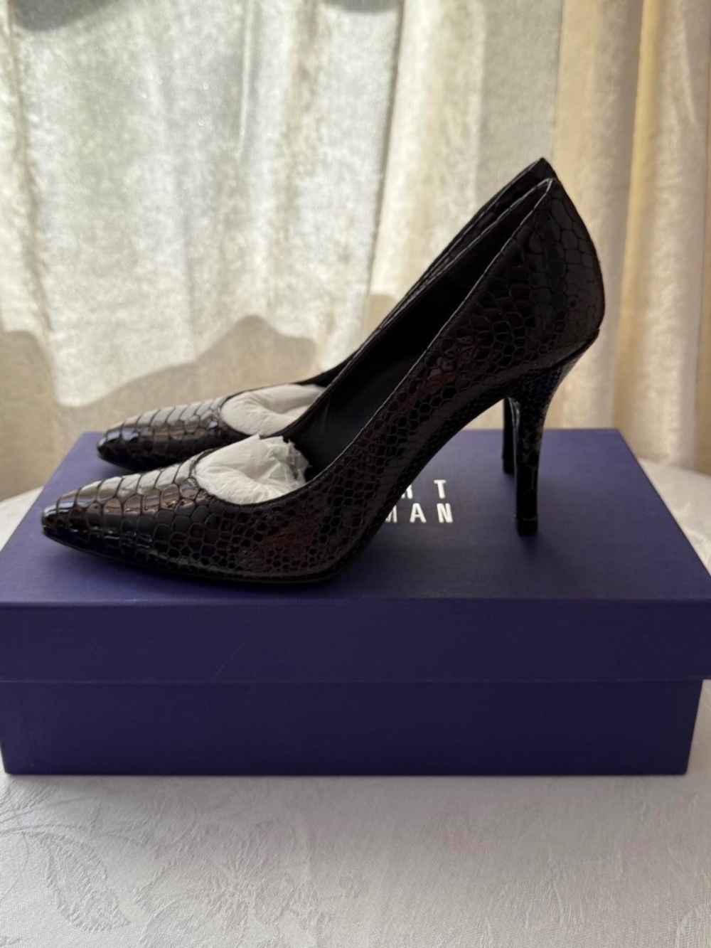 Stuart Weitzman dark chocolate brown snake pumps